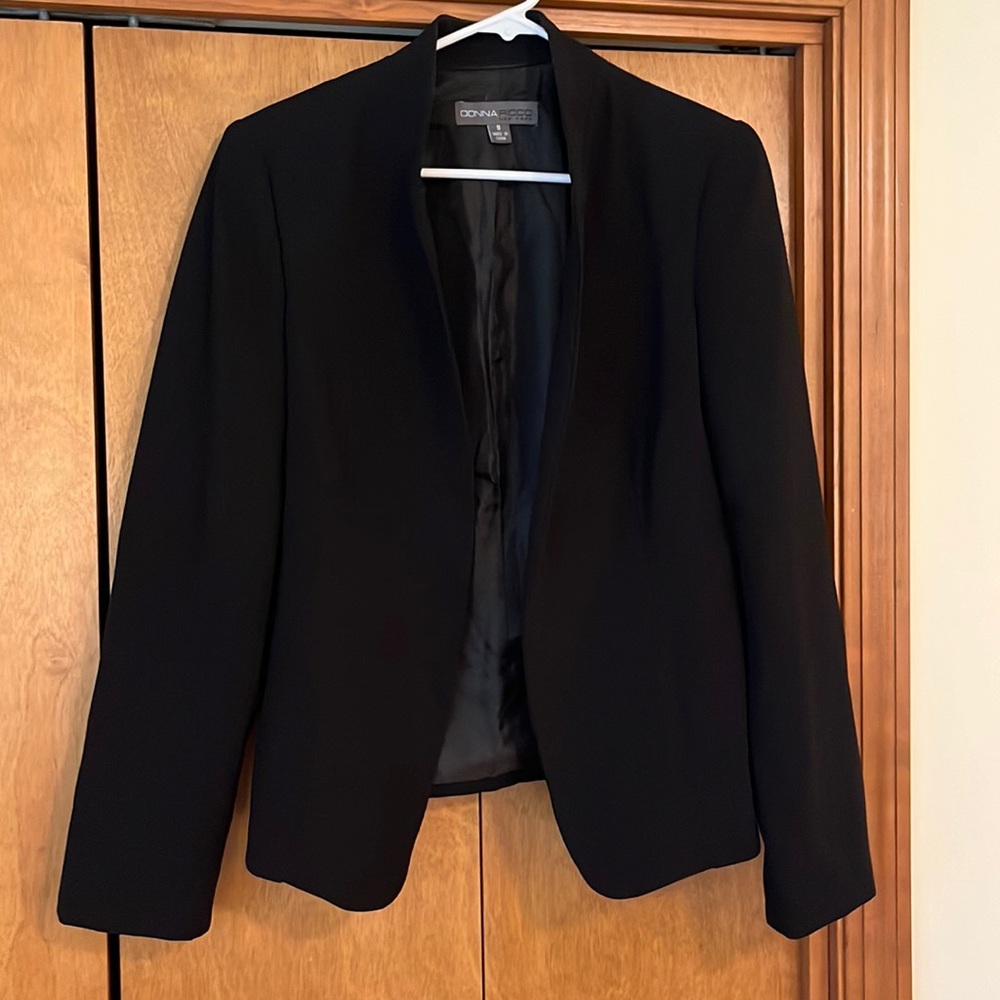 Donna Ricco Black dressy blazer size 8